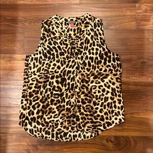 Vince Camuto Leopard Print Sleeveless Blouse Size Medium